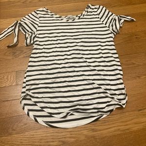 striped women’s top